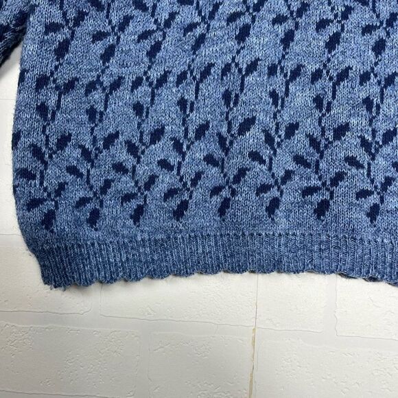 Vintage Adele Knitwear Women’s Blue Floral Knit Sweater Size Large - Picture 10 of 14